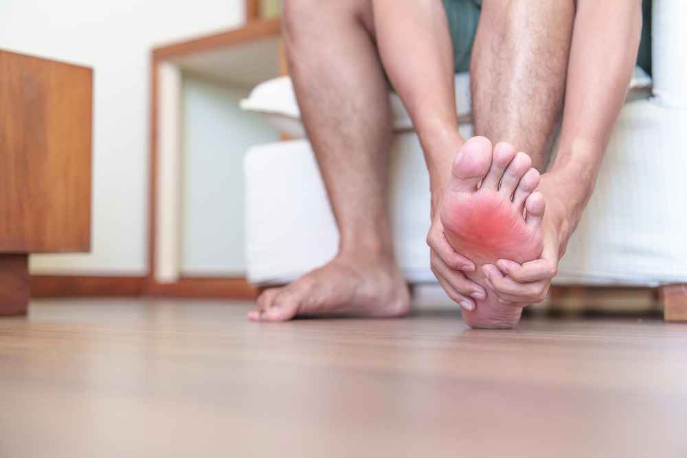 cómo quitar el dolor del empeine del pie